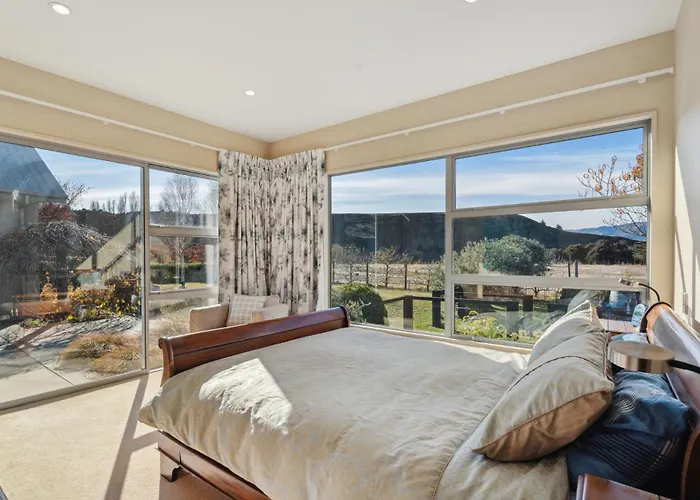 Holiday home Tranquil On Ribbonwood -