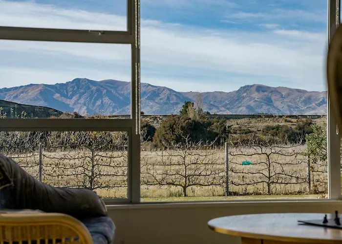 Tranquil On Ribbonwood - Holiday home Wanaka